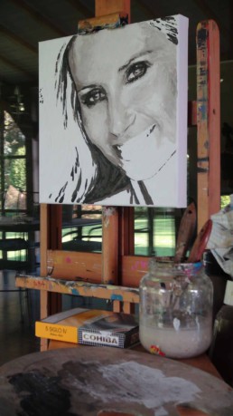 Wife of Marc Coucke, Nathalie Coucke. Portrait painting by Peter Engels in progress.
